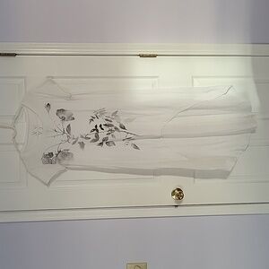 United XXVI White Hi Low Tee Shirt Dress